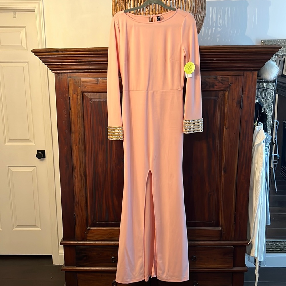 Barbie pink! Long occasion dress NWT L